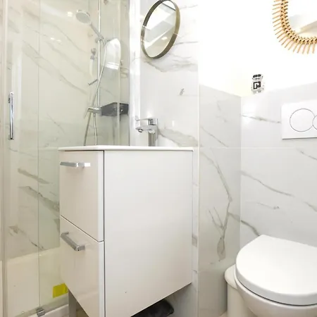 Apartment Awesome In